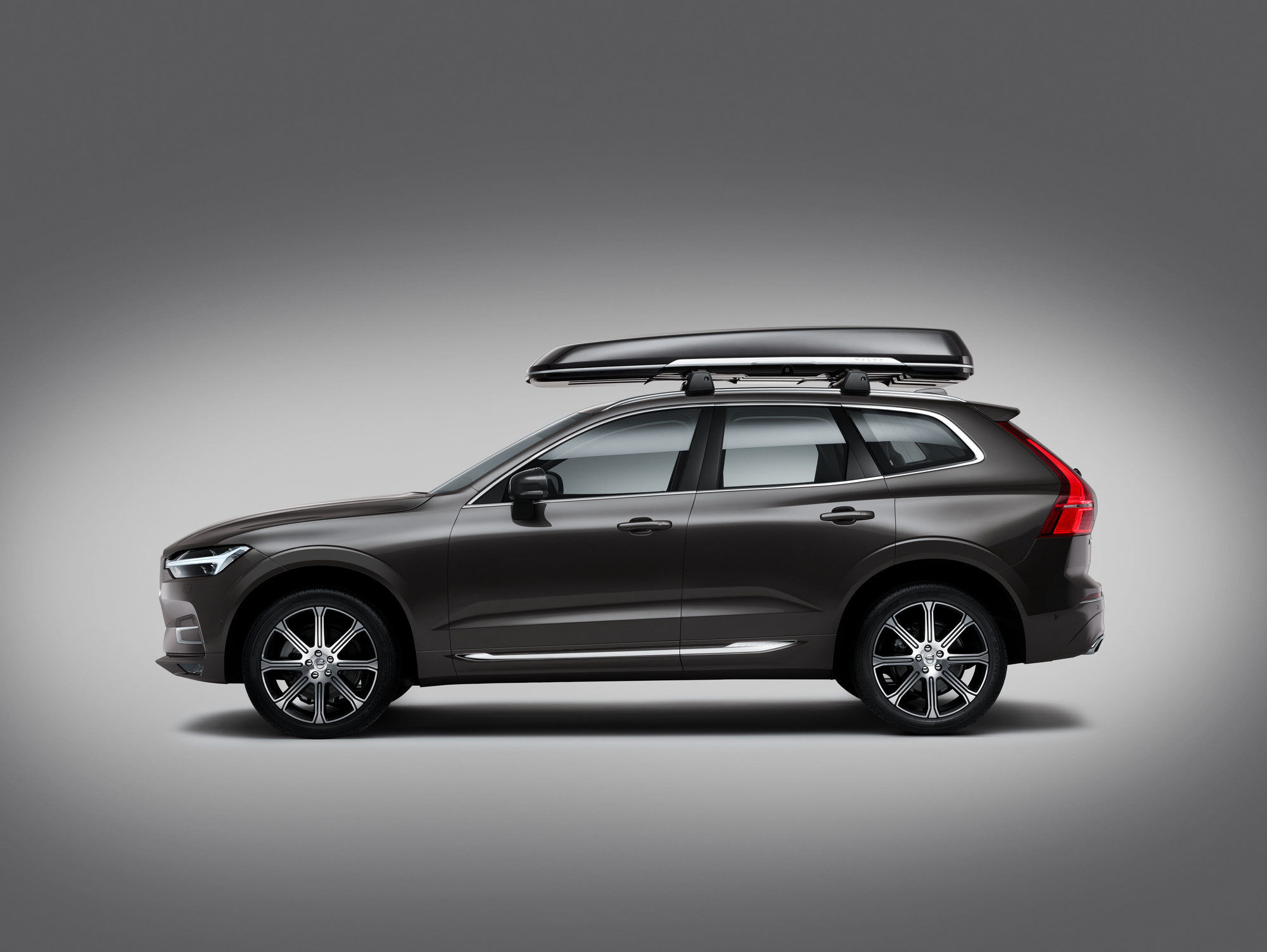 Xc60 roof deals box