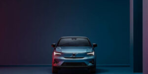 cmh-volvo-bryanston-all-new-volvo-c-40-recharge-heading-south-front