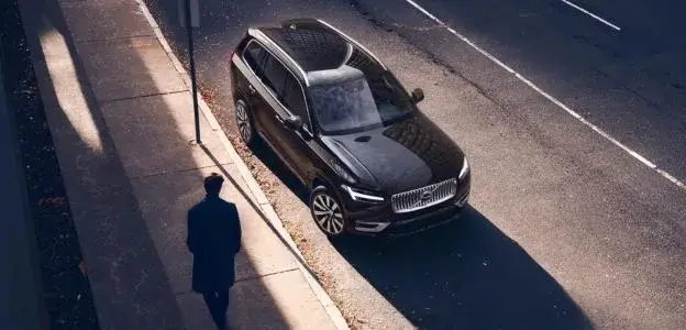 all-new-armoured-volvo-cx-90-360-view