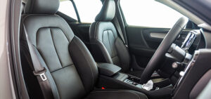 Volvo XC40 front seats