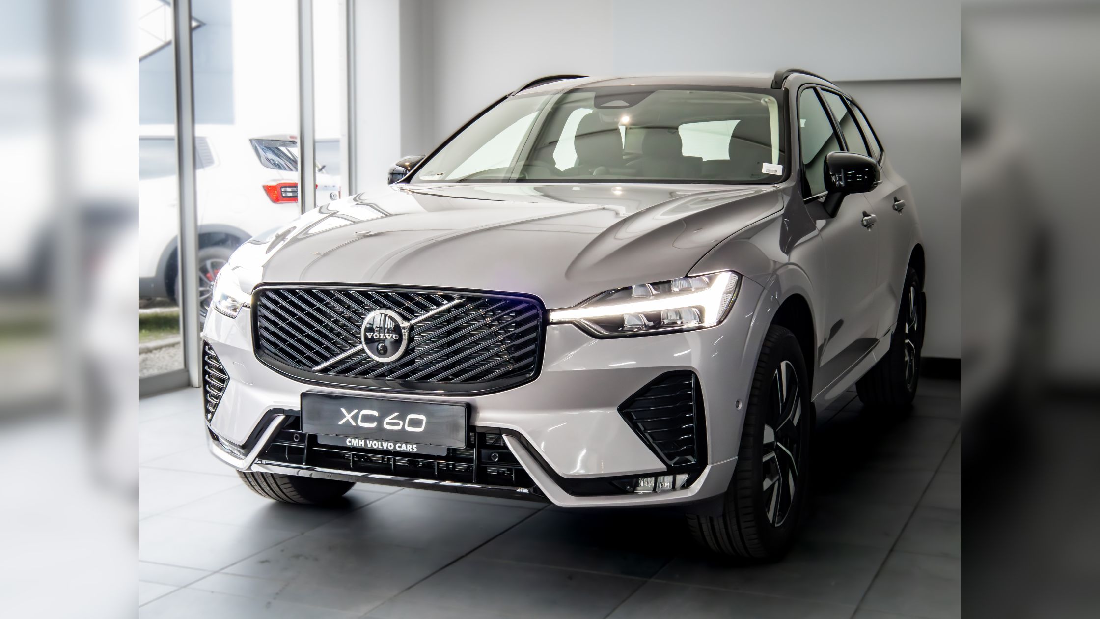 CMH Volvo Cars Fourways front side image of the XC60